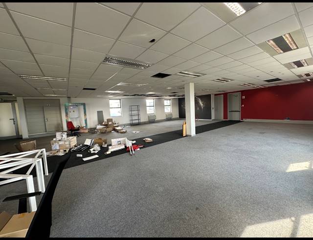 302M² OFFICE TO LET IN CENTURY CITY